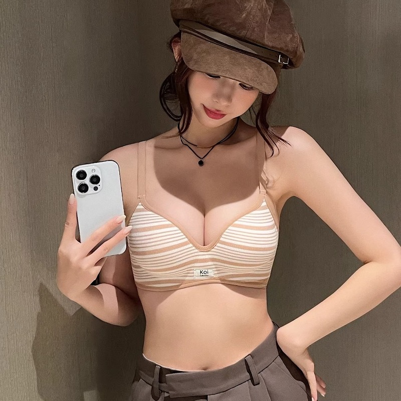 T Shirt Bra Seamless - American Vintage Style Bra | 3-Stripe